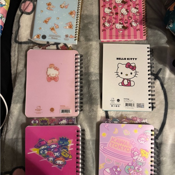 Hello Kitty & Rilakkuma Notebooks - Picture 4 of 4
